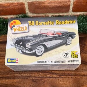 Revell '58 Corvette Roadster Model Kit